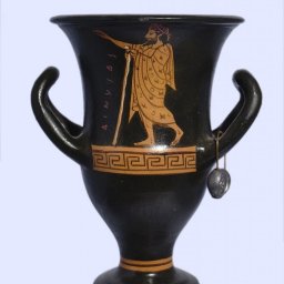 Handmade Red-figure kantharos depicting Dionysus and Athena 1